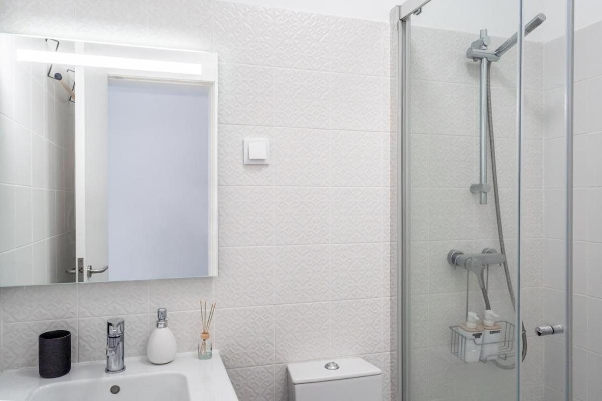 Apartment Lovely 2 Bed In The Heart Of With Ac