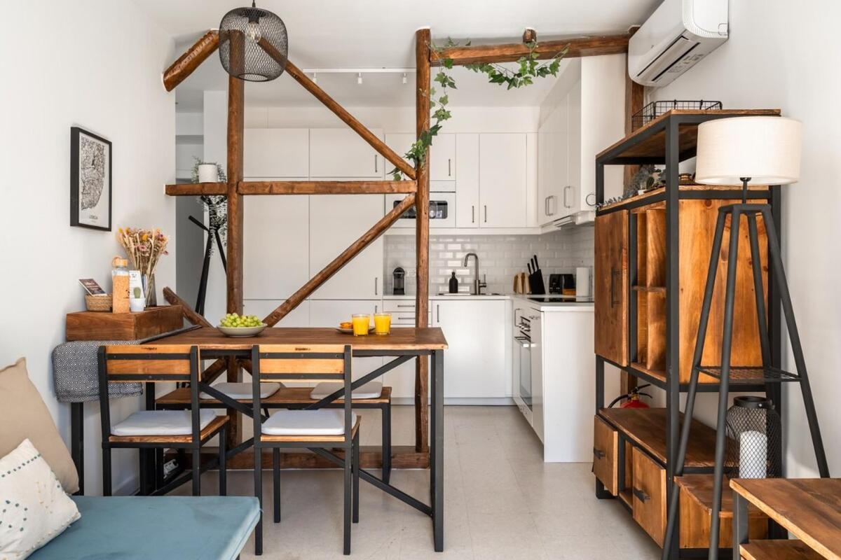Apartment Lovely 2 Bed In The Heart Of With Ac Lissabon