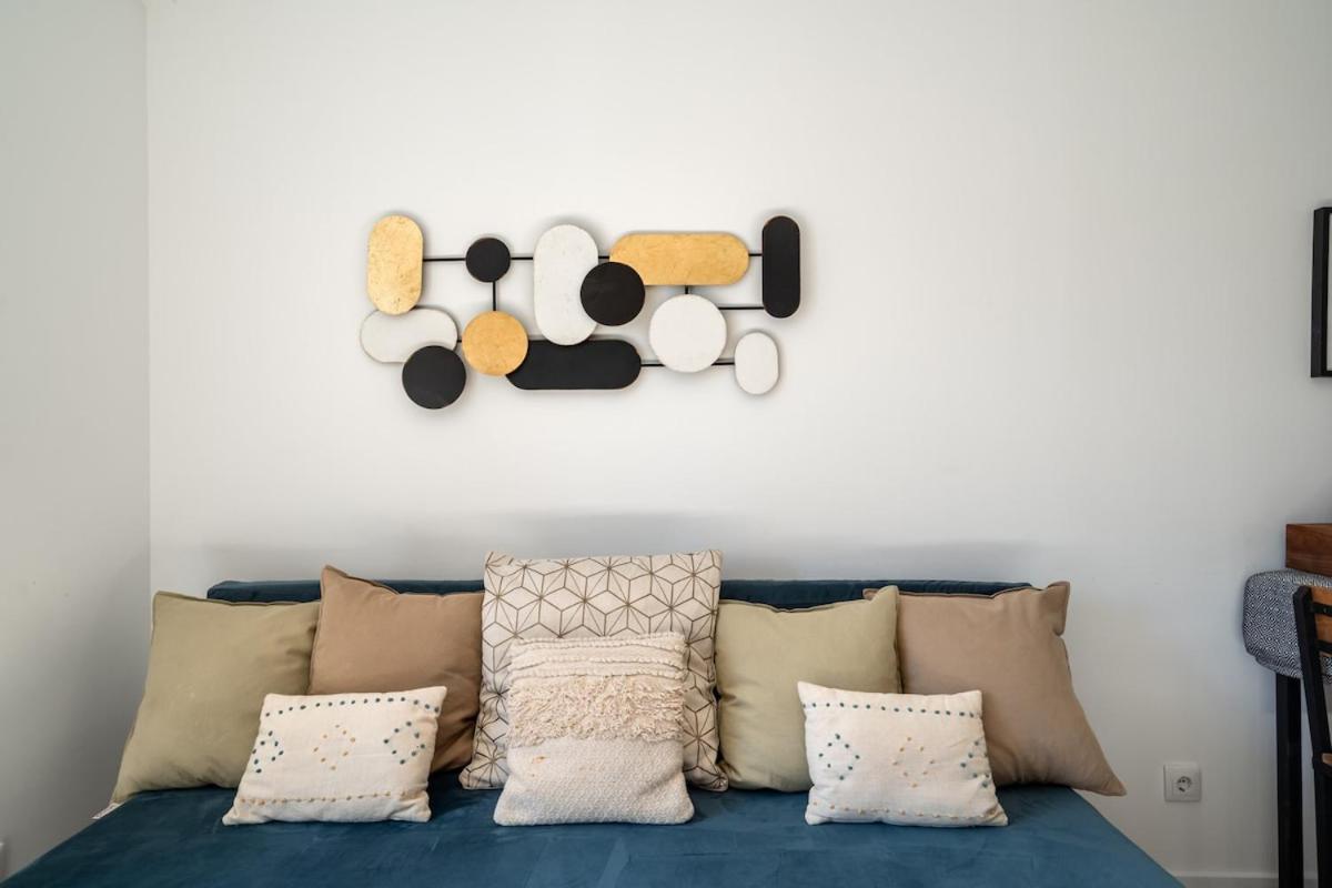 Apartment Lovely 2 Bed In The Heart Of With Ac Lissabon