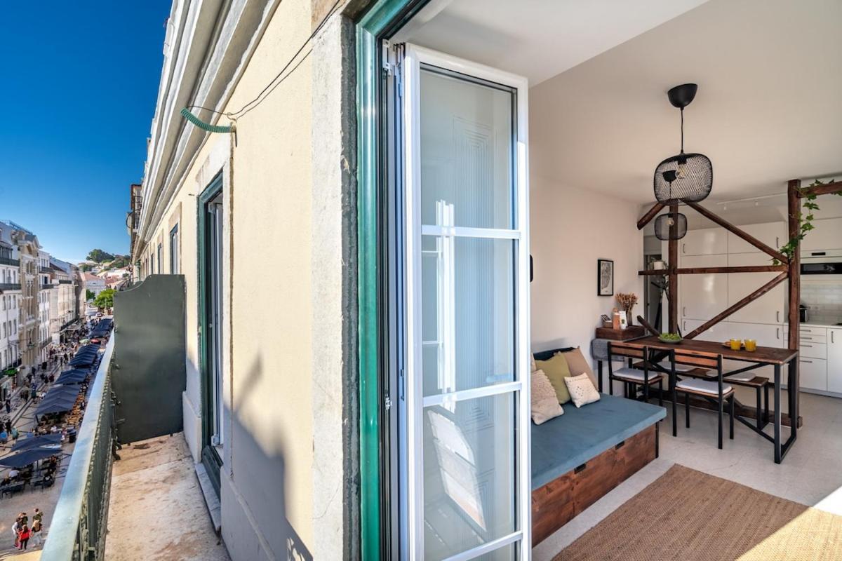 Lovely 2 Bed In The Heart Of With Ac Apartment