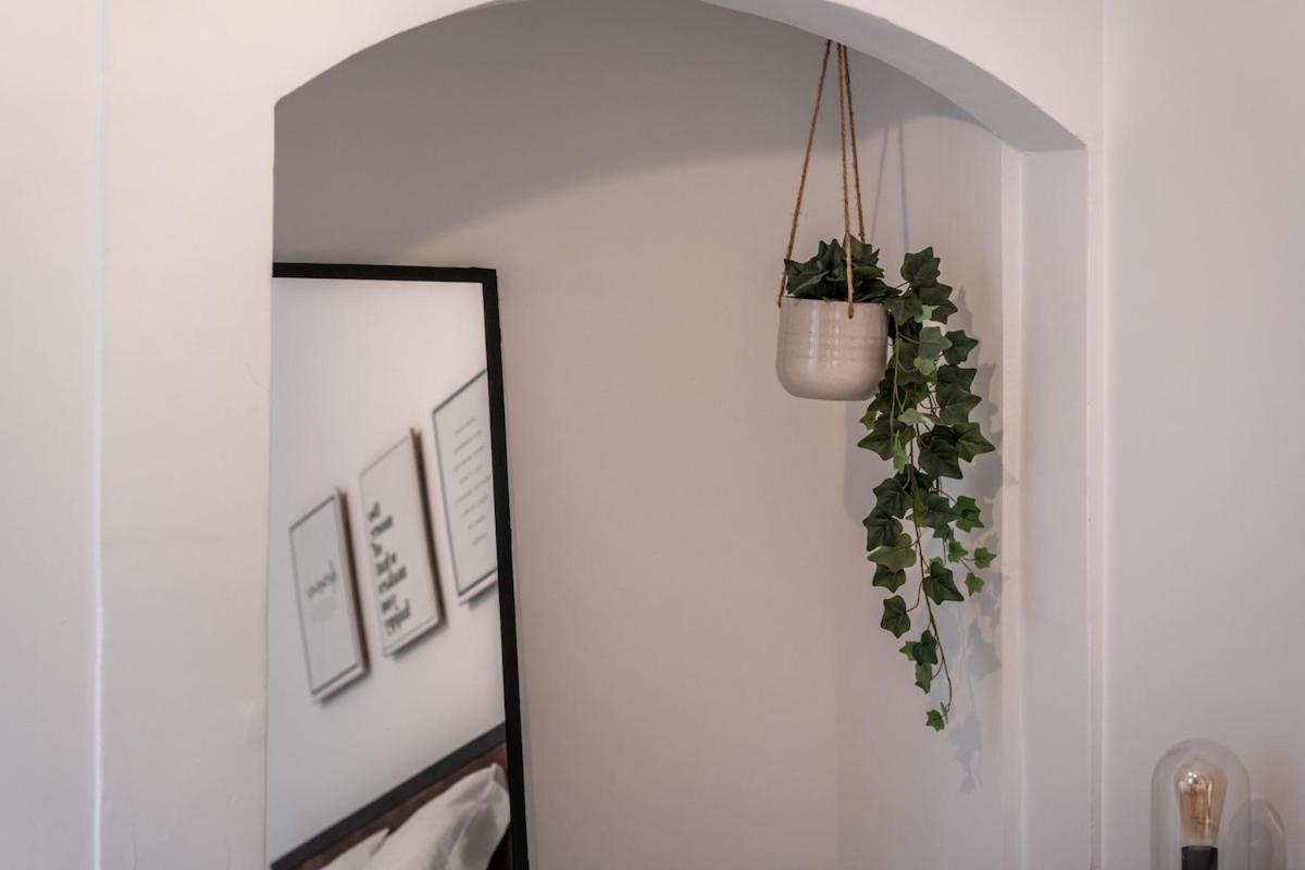 Apartamento Lovely 2 Bed In The Heart Of With Ac *